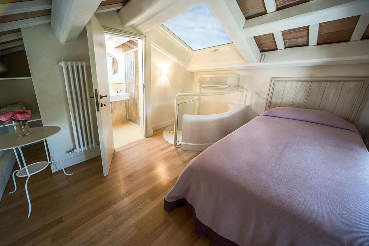 Il Casale Di Giulia Apartment ซีโรโล ภายนอก รูปภาพ